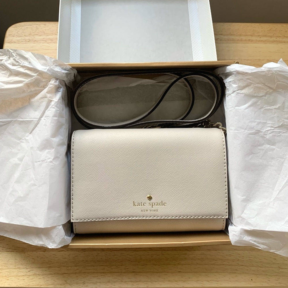 NWOT/ Kate Spade Crossbody Shoulder or Clutch Bag, Light Gray, (removable strap)